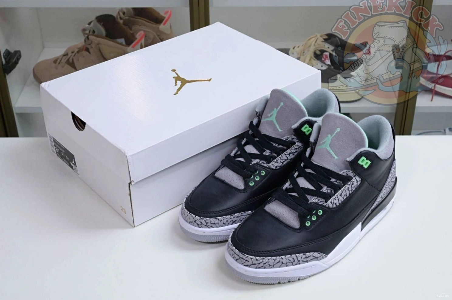 3 Glow Air Green Jordan 0302